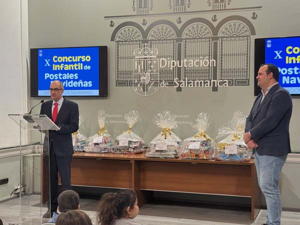 La Diputación de Salamanca entrega a los escolares los premios de la décima edición del Concurso de Postales Navideñas 