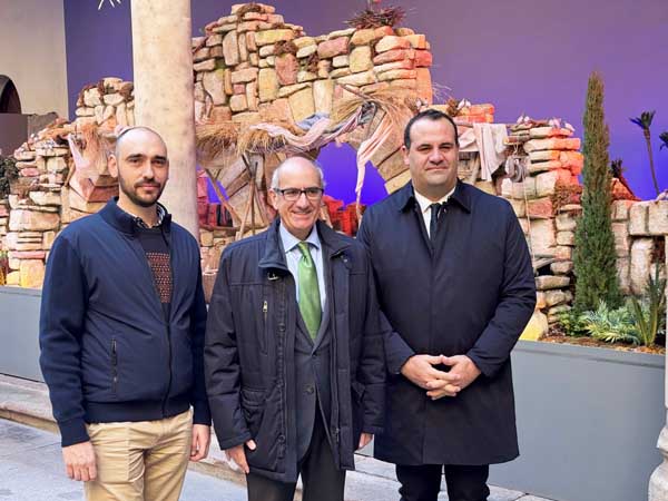 La Diputación de Salamanca inaugura el Belén Monumental y presenta la programación cultural de Navidad en el Patio de La Salina