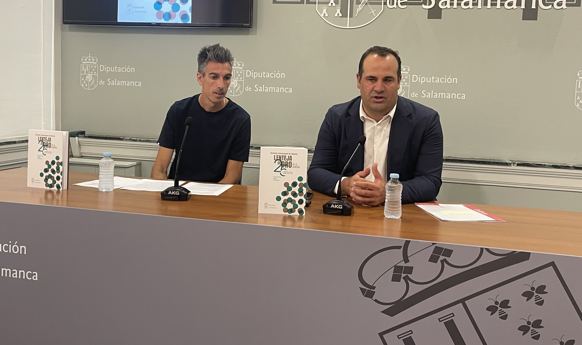 La Diputación presenta un libro con los relatos ganadores del certamen 