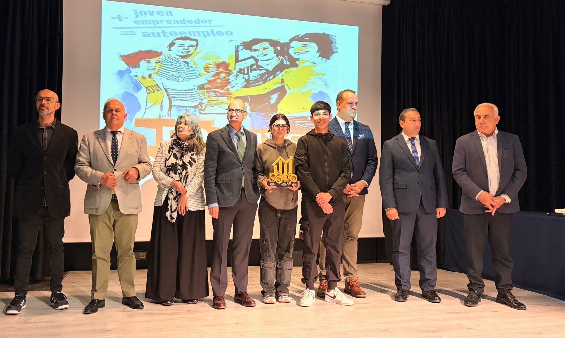 La Diputación impulsa la cultura emprendedora entre los jóvenes con el programa 